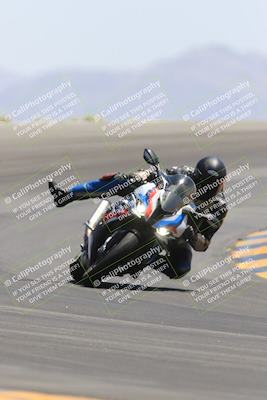 media/May-14-2023-SoCal Trackdays (Sun) [[024eb53b40]]/Turn 12 (1145am)/